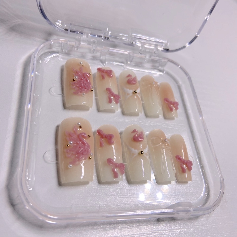 C160 PRESS ON NAILS